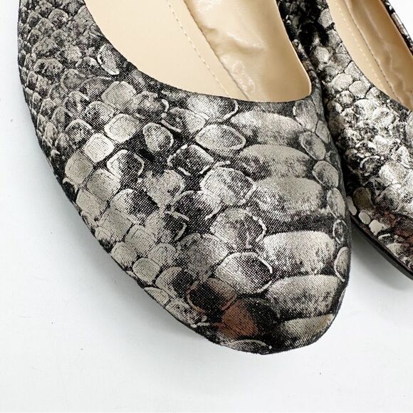 BCBG Paris Magie Metallic Stretch Ballet Flat 8 - Picture 10 of 11